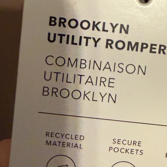 Athleta Brooklyn Utility Romper Taupe Travel Lightweight Size 14 Sleeveless Zip - Picture 7 of 8